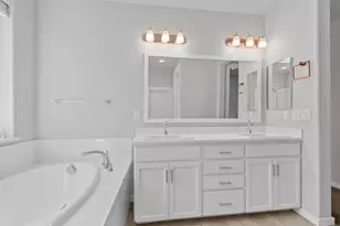 1040 Monterey Way, Plumas Lake, CA 95961 - Photo 14