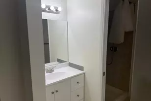 7518 Whisperwillow Dr, Sacramento, CA 95828 - Photo 22