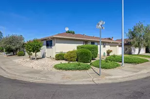 1402 Keagle Way, Lodi, CA 95242 - Photo 40