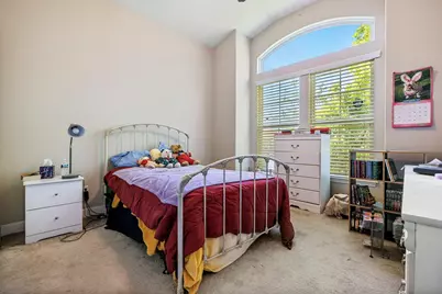 6008 W Wathen, Fresno, CA 93722 - Photo 34