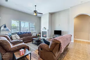 6008 W Wathen, Fresno, CA 93722 - Photo 10