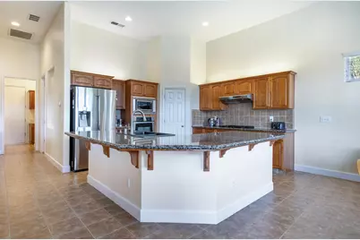 6008 W Wathen, Fresno, CA 93722 - Photo 16