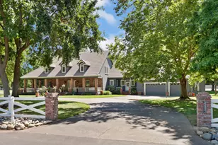 10910 Chambeau Way, Elk Grove, CA 95624 - Photo 2