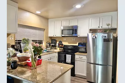 2812 Village Green Court #39, Stockton, CA 95210 - Photo 2