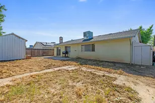 1348 E D, Oakdale, CA 95361 - Photo 24