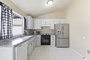 2037 Zeeland Ct, Modesto, CA 95356 - Photo 12