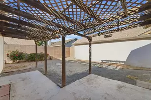 2037 Zeeland Ct, Modesto, CA 95356 - Photo 28