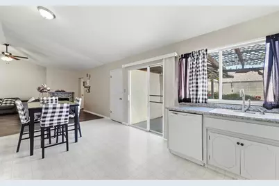 2037 Zeeland Court, Modesto, CA 95356 - Photo 14