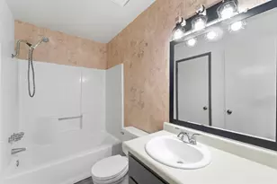 2037 Zeeland Ct, Modesto, CA 95356 - Photo 22