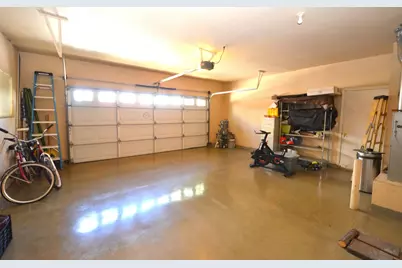225 Stonewood Drive, Los Banos, CA 93635 - Photo 14