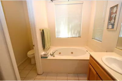 225 Stonewood Drive, Los Banos, CA 93635 - Photo 24