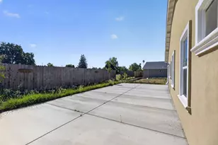 5955 Cortes Ct, Sacramento, CA 95824 - Photo 22