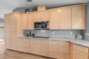 8540 W Bates Ct, Tracy, CA 95304 - Photo 26