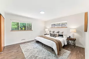 6001 S Land Park Dr, Sacramento, CA 95822 - Photo 16