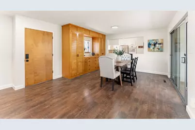 6001 S Land Park Drive, Sacramento, CA 95822 - Photo 10