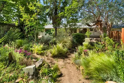 6001 S Land Park Drive, Sacramento, CA 95822 - Photo 28