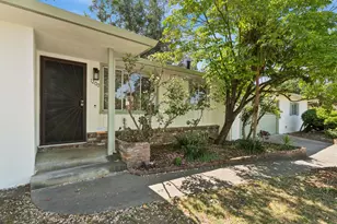 6001 S Land Park Dr, Sacramento, CA 95822 - Photo 32