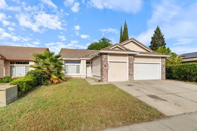 8862 Laguna Star Drive, Elk Grove, CA 95758 - Photo 2