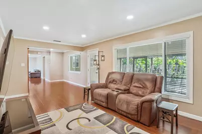 6542 Melbourne Way, Citrus Heights, CA 95621 - Photo 12