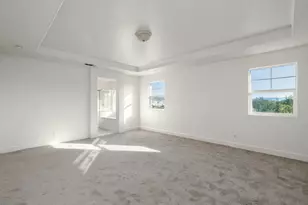 2325 S Creekside Dr, Los Banos, CA 93635 - Photo 24