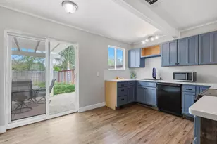 215 Mesa St, Wheatland, CA 95692 - Photo 10