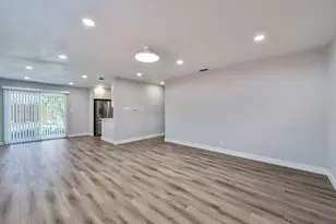 881 Reuter Dr, West Sacramento, CA 95605 - Photo 8