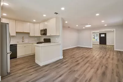881 Reuter Drive, West Sacramento, CA 95605 - Photo 12