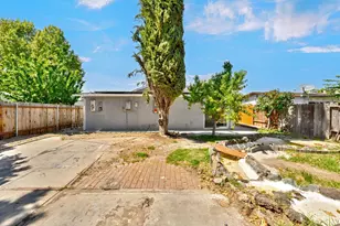 881 Reuter Dr, West Sacramento, CA 95605 - Photo 36