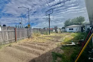 973 N Township Rd, Yuba City, CA 95993 - Photo 14