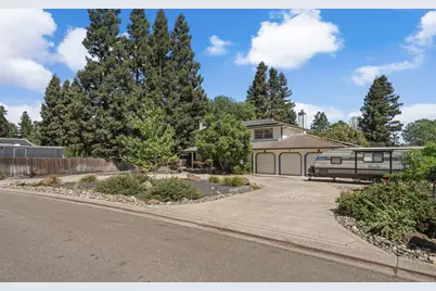 11530 Oak Hill Drive, Oakdale, CA 95361 - Photo 8