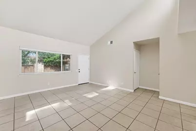 2104 Sharon Way, Modesto, CA 95350 - Photo 8