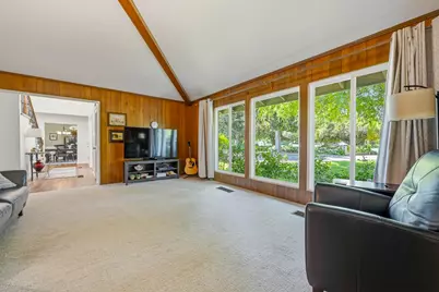 1035 E North Bear Creek Drive, Merced, CA 95340 - Photo 20