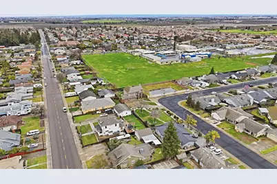 2117 Vincent Avenue, Hughson, CA 95326 - Photo 44