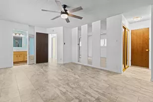 6324 Matterhorn Dr, Sacramento, CA 95842 - Photo 20