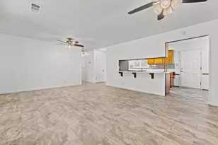 6324 Matterhorn Dr, Sacramento, CA 95842 - Photo 10