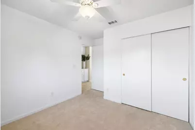 8528 Carlin Avenue, Sacramento, CA 95823 - Photo 26