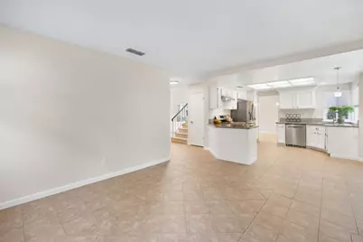 8528 Carlin Avenue, Sacramento, CA 95823 - Photo 20