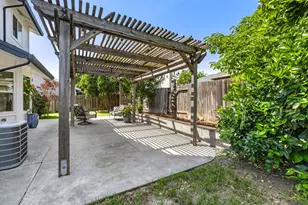 8528 Carlin Ave, Sacramento, CA 95823 - Photo 40