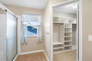 8528 Carlin Ave, Sacramento, CA 95823 - Photo 36