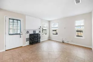8528 Carlin Ave, Sacramento, CA 95823 - Photo 18
