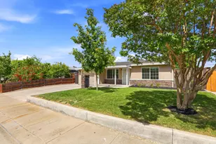 5905 65th St, Sacramento, CA 95824 - Photo 4