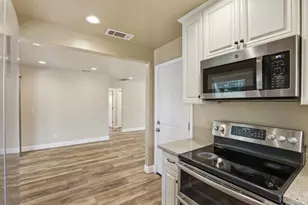 5905 65th St, Sacramento, CA 95824 - Photo 10
