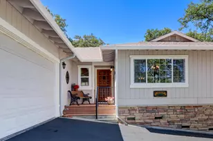 19009 Swallow Way, Penn Valley, CA 95946 - Photo 2