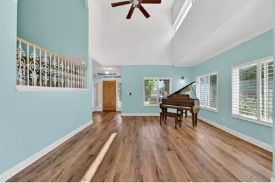 8442 Cobble Creek Lane, Orangevale, CA 95662 - Photo 10