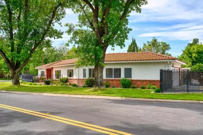 1021 Stanford Avenue, Modesto, CA 95350 - Photo 10