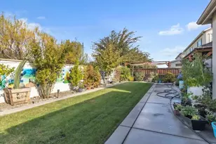 1557 Huntington Way, Lathrop, CA 95330 - Photo 6