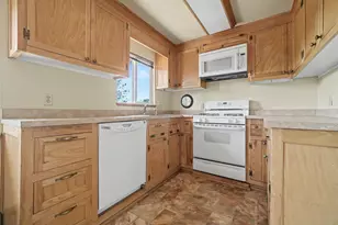 16001 Cedar Heights Dr N, Pioneer, CA 95666 - Photo 18