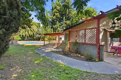9169 Falcon Creek Circle, Elk Grove, CA 95624 - Photo 4