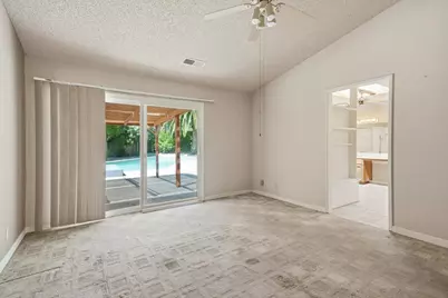 9169 Falcon Creek Circle, Elk Grove, CA 95624 - Photo 20