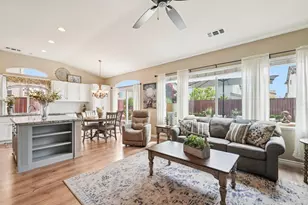 164 Legacy St, Manteca, CA 95337 - Photo 8